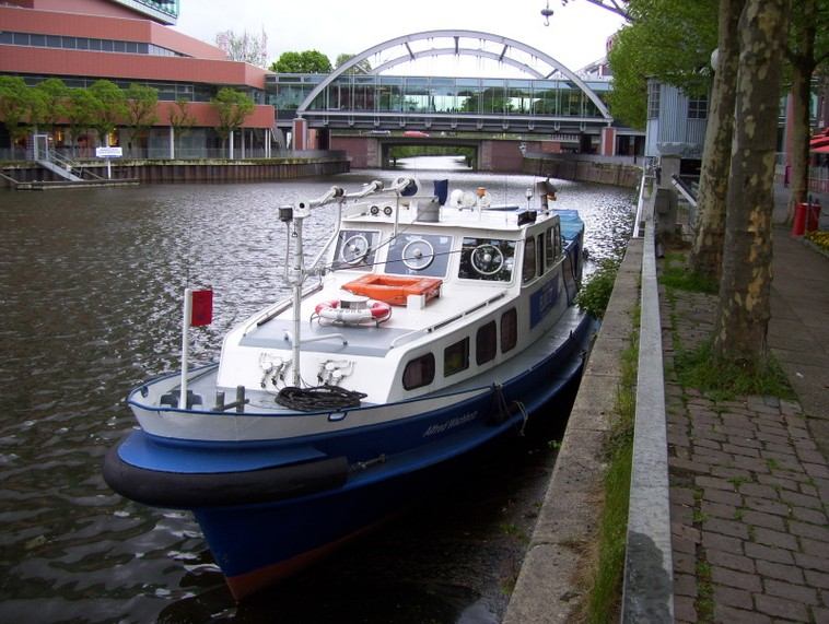 Die ELBE 27 im Bergedorfer Hafen